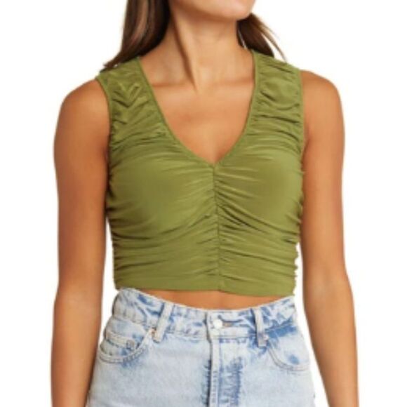 Women Open Edit Ruched Sleeveless V-neck Top In Olive Sphagnum Size Extra Small - Picture 1 of 8
